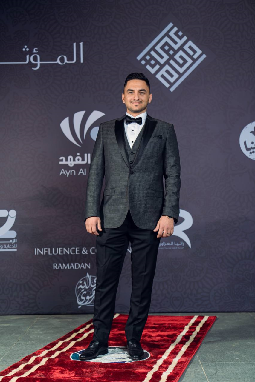 ابقى على تواصل!